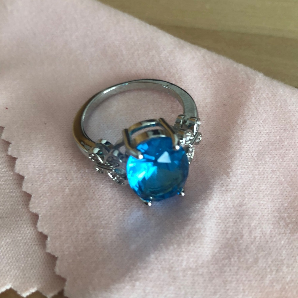Blue gem ring - Picture 2 of 3